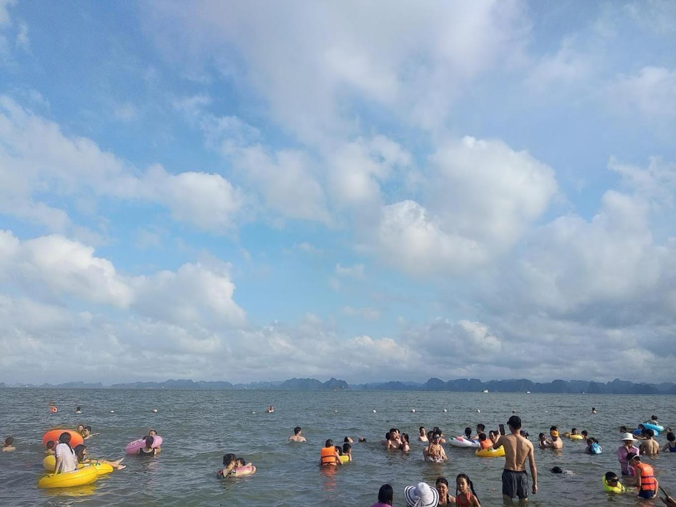 Nha Nghi Anh Dung Bed and Breakfast Ha Long Buitenkant foto